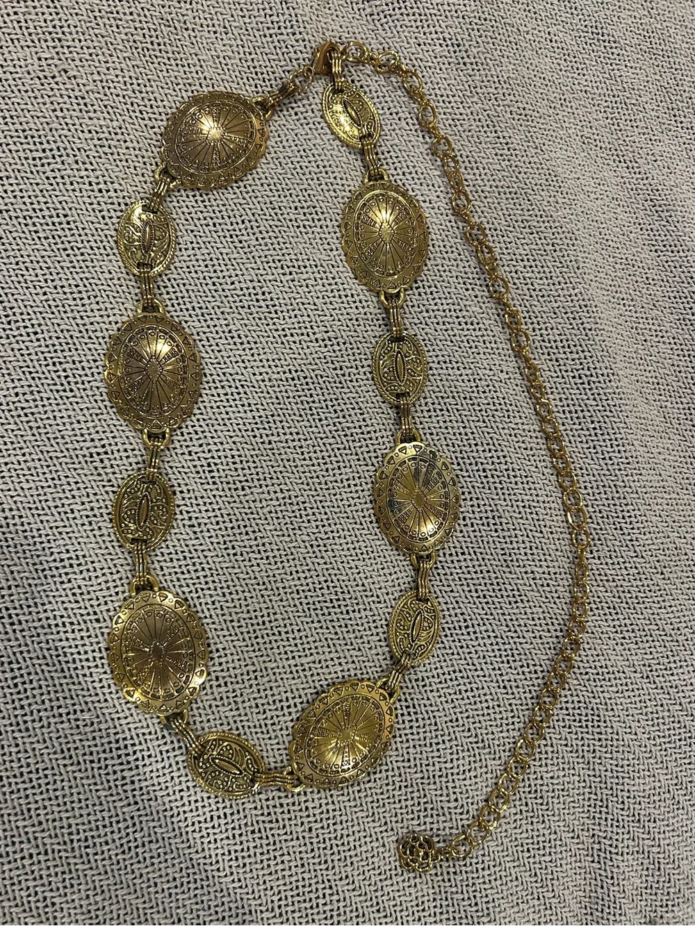 Gold-Tone Medallion Link Necklace - Elegant Women's Jewelry